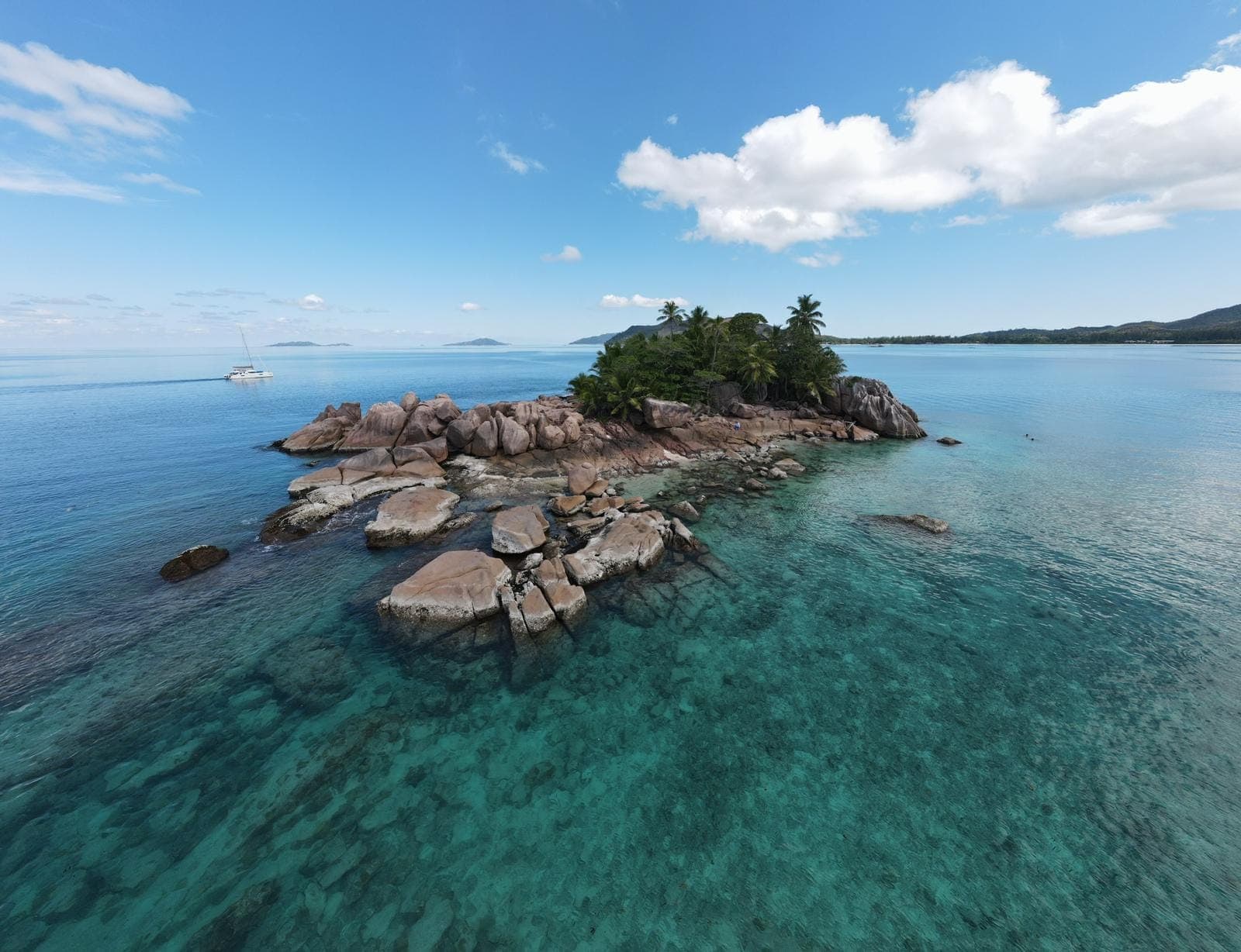 Ziblo Boat Charter guests in Seychelles — photo 10